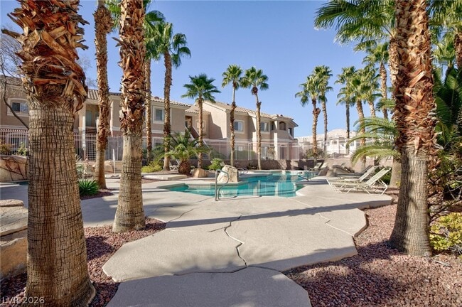 Photo - 10525 Pine Glen Ave