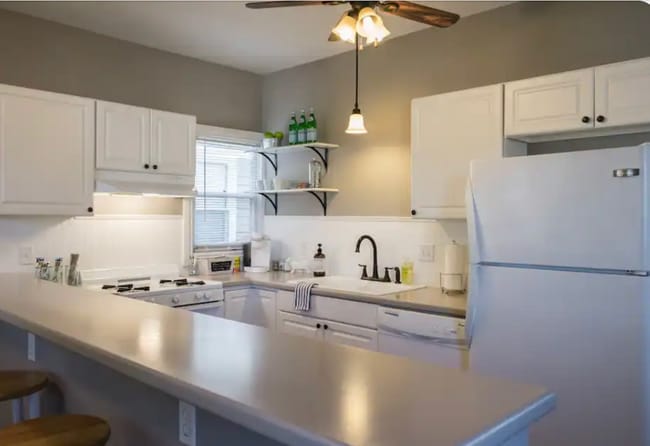 Photo - Charming 1 Bedroom with Fenced Yard & Parking Near Old Market!