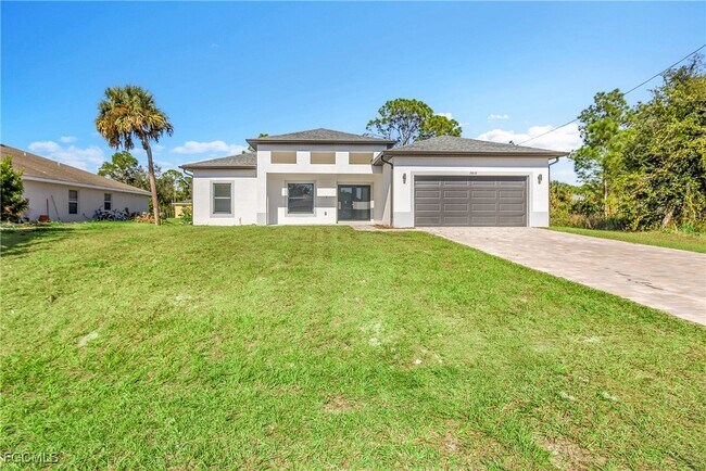 Building Photo - 2810 44th St SW