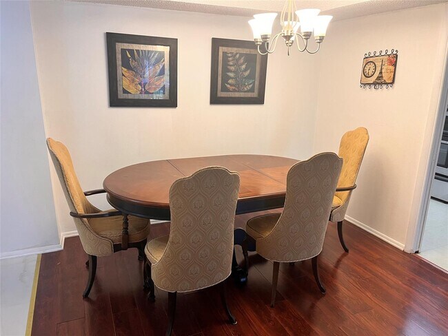 Photo - 3660 Inverrary Dr Unit 2f