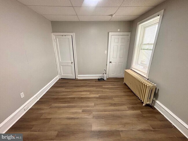 Photo - 223 S 49th St Unit 2F
