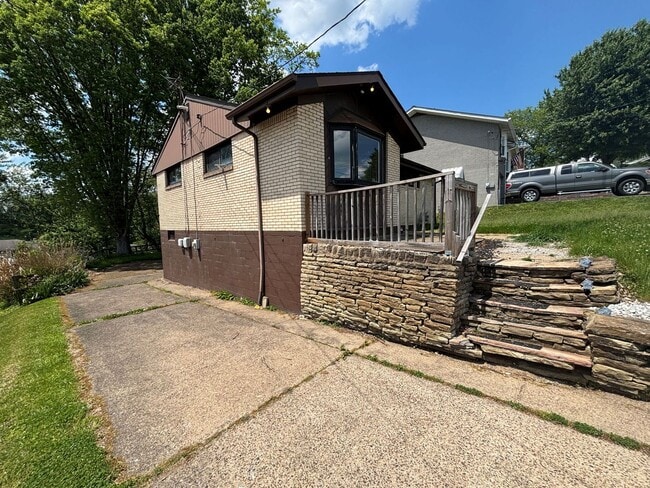 Photo - Jump into June and Own Your Own Home with our Summer Savings Spectacular!! - Lease-to-Own Opportu...