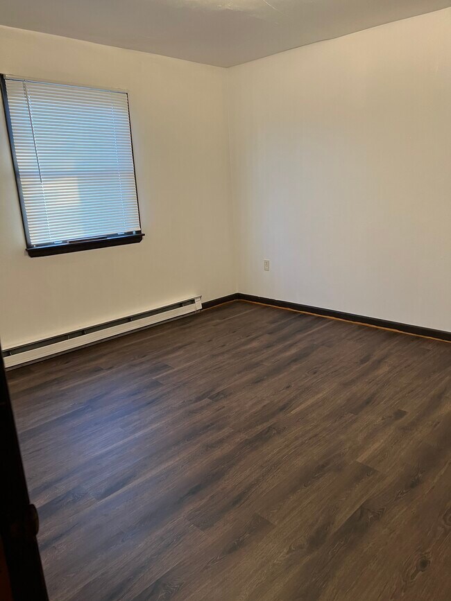 Photo - 119 Green Pl Unit 2