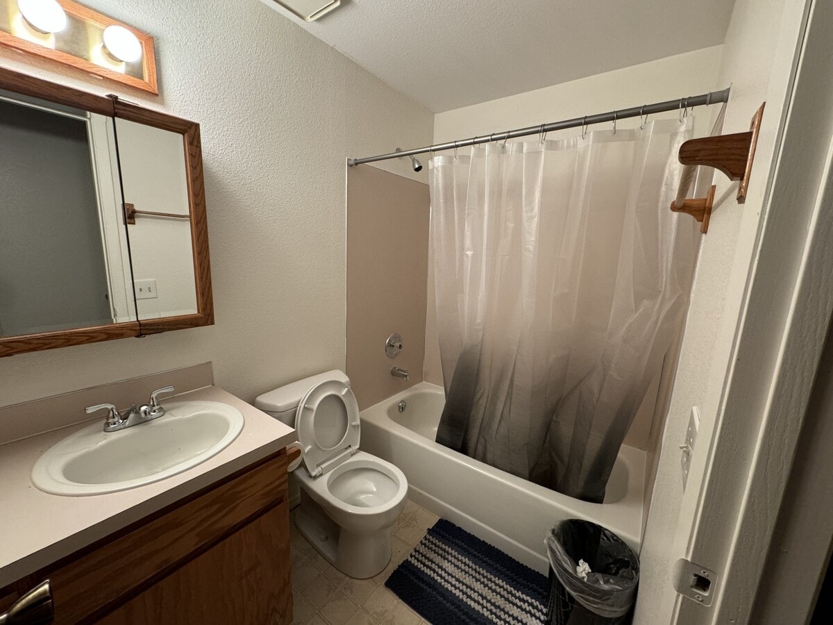 Photo - 9618 108th Ave SW