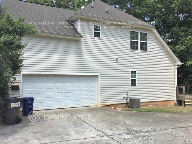 Photo - 200 Autumn Creek