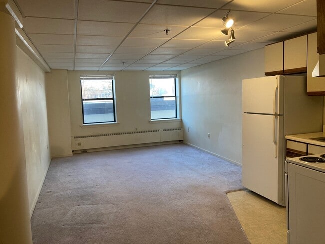 Photo - Bayview Court