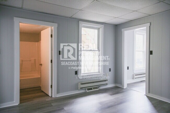 Photo - 27 Rochester St Unidad Apt A