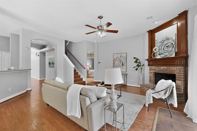 Photo - 100 Shumard Ct