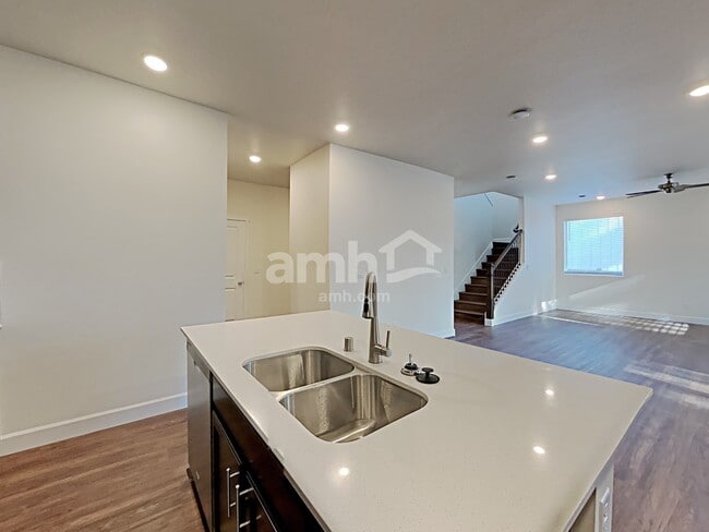 Photo - 4222 177th St E