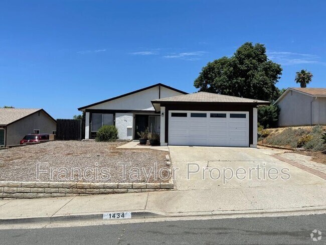 Building Photo - 1434 Manzanita Ave Rental