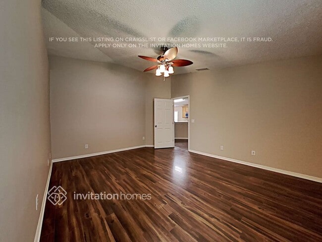 Photo - 4870 Manchester Dr