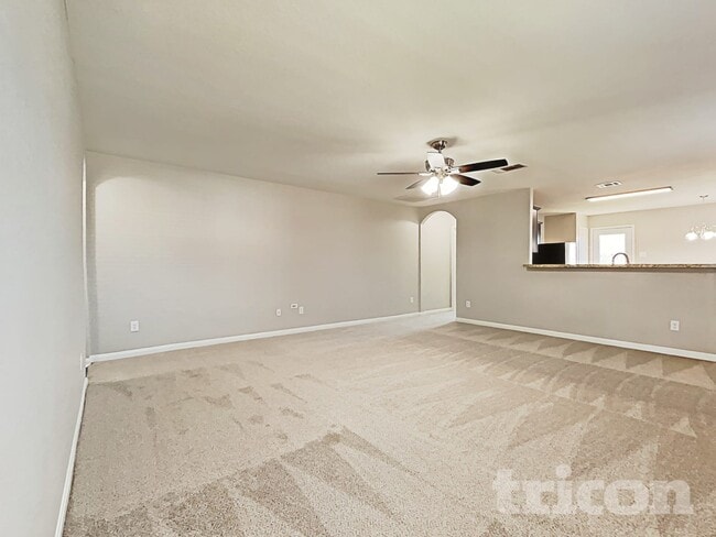 Photo - 1404 Breanna Ln