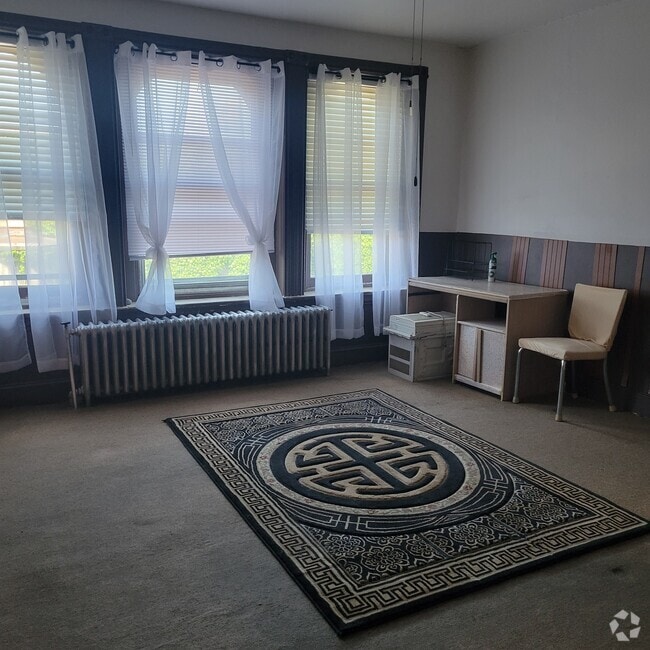 Building Photo - 435 N 39th St Rental