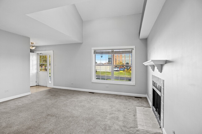 Photo - 16410 Brementowne Rd