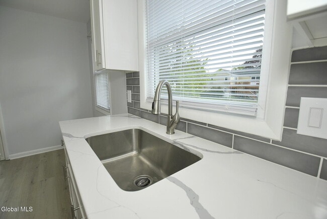 Photo - 33 B Ledgewood Dr