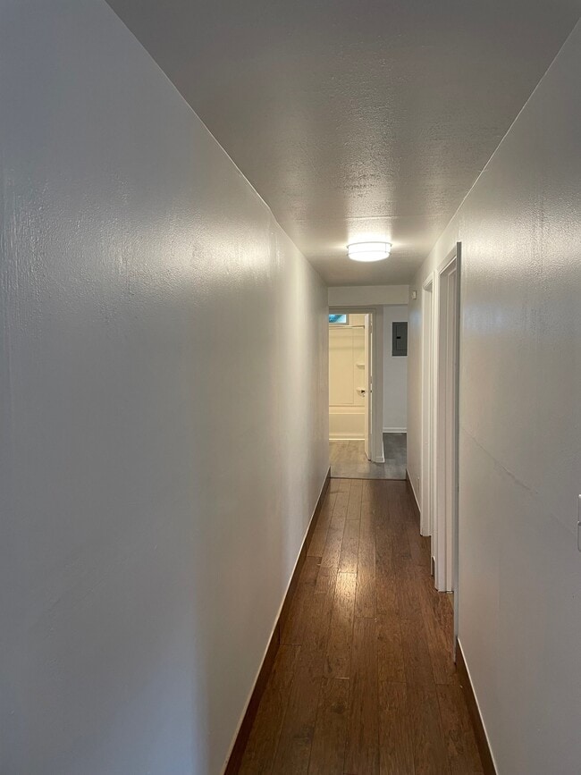 Photo - 704 19th Avenue