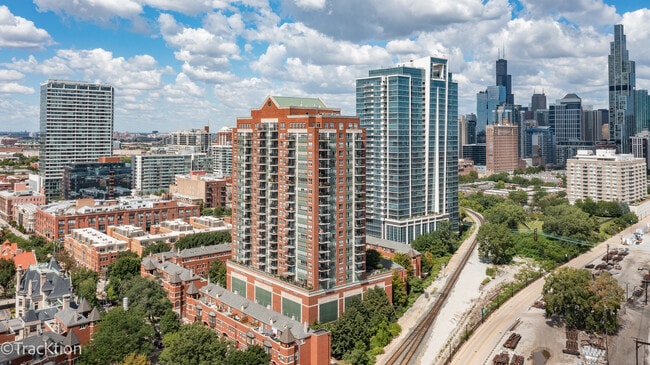 Building Photo - 1717 S Prairie Ave Unit 1209 Rental