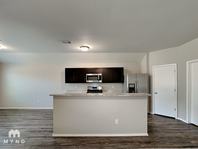 Photo - 2303 Ridge Way