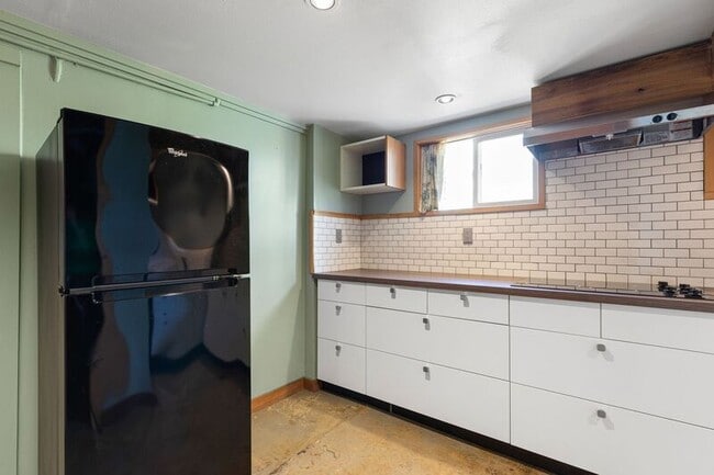 Photo - 1617 NE Couch St Unit #2