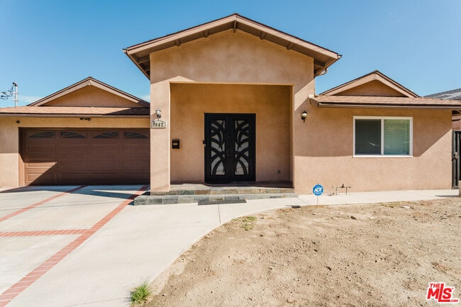 9047 Riderwood Dr