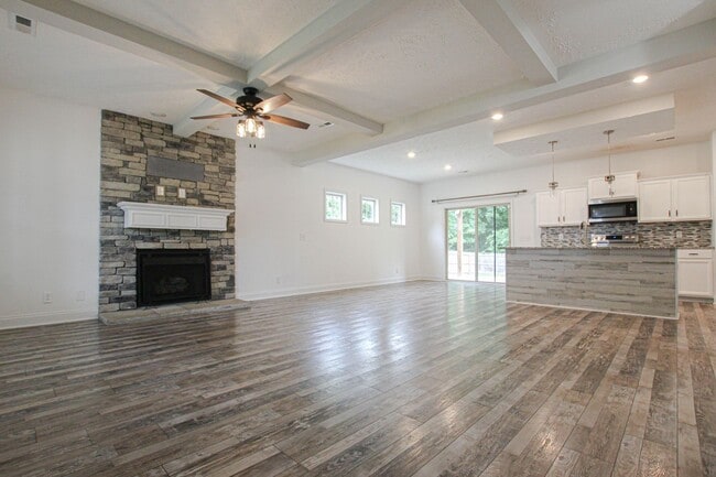 Photo - Pet Friendly Four Bedroom!