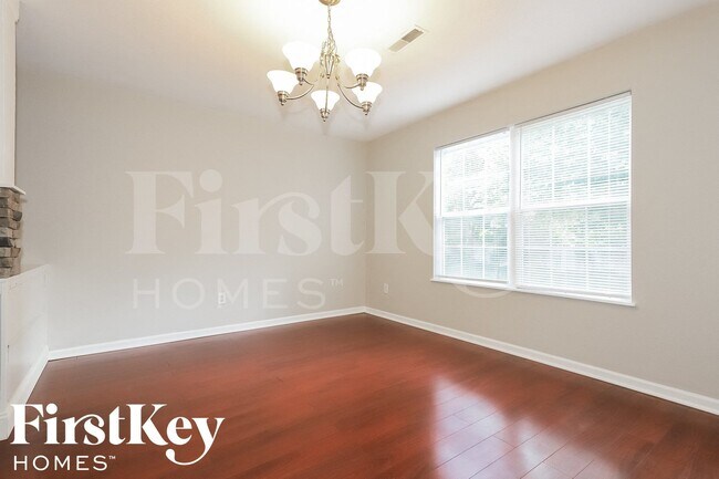 Photo - 1391 Bearsden Dr