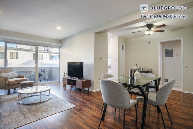 Photo - 11645 Gorham Ave Unidad FL2-ID188