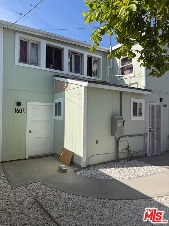 Building Photo - 160 W 59th St Unit 1/4