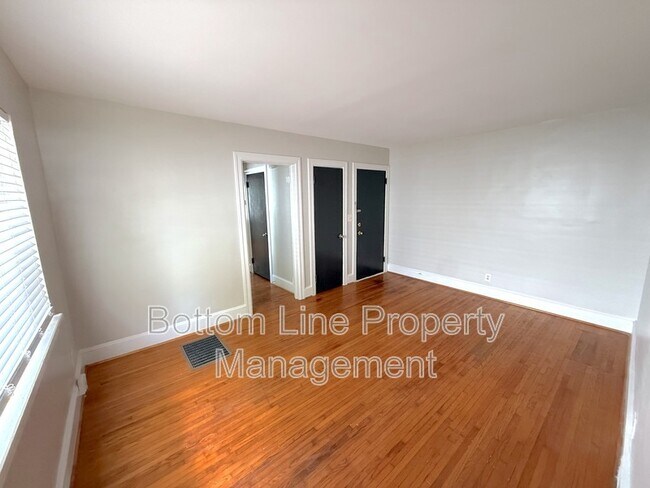 Photo - 1720 Garden Terrace Unit Apt 2