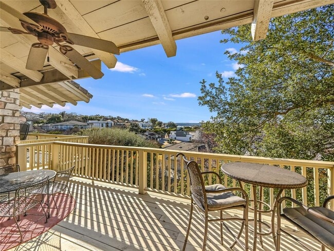 Photo - 519 Rock Bluff Dr