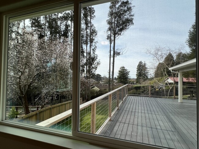 Photo - 537 Bayside Rd