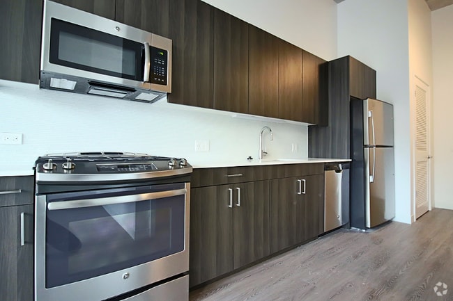 Building Photo - 711 N Morgan St Rental