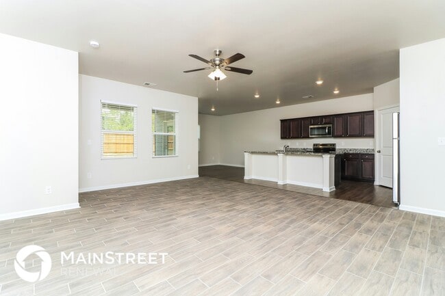 Photo - 80 Randette Dr