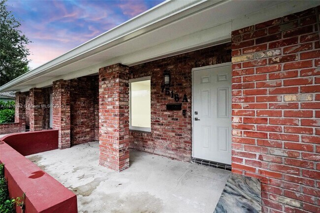 Photo - 7516 NW 44th Ct Unidad A