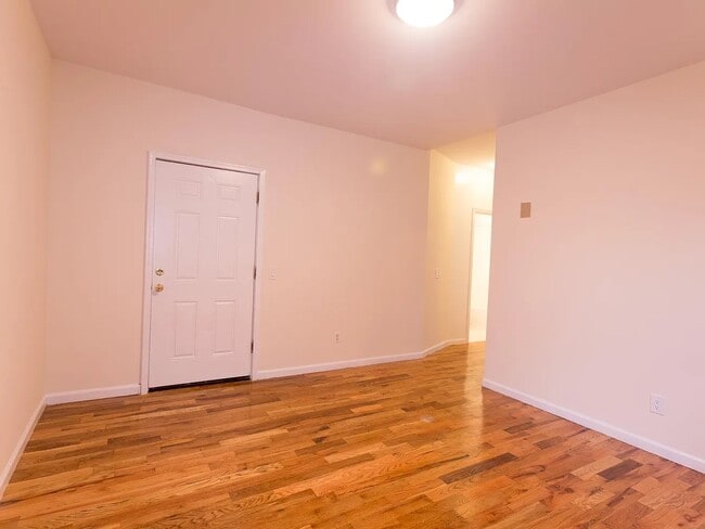 Photo - 634 Court St Unidad 2