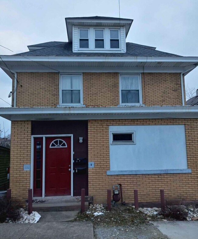 Photo - 116 N 5th St Unidad First Floor Apartment