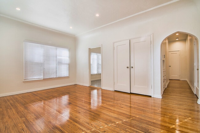 Photo - 367 N Curson Ave