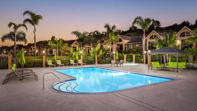 Building Photo - Beacon Cove - $1,200 move-in bonus Rental