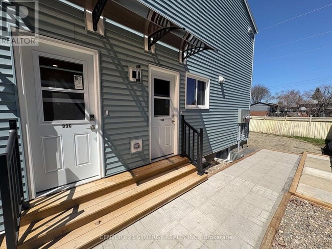Photo - 93B Tarquin Crescent