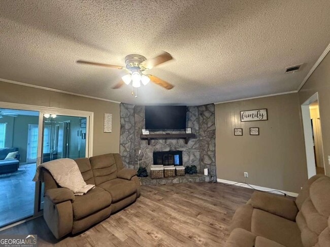 Photo - 619 Olmstead Dr