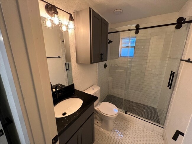 Photo - 219 Marshall St Unit 115