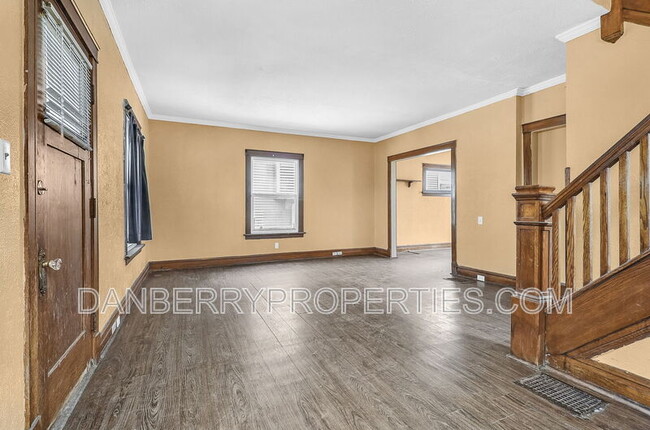 Photo - 2416 Lawton Ave