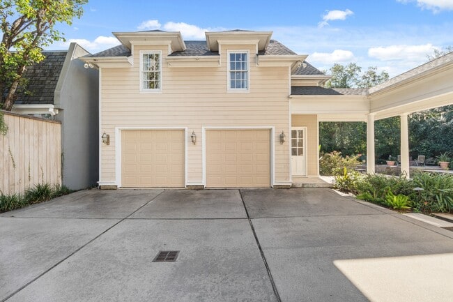 Photo - 3 Courtlandt Pl