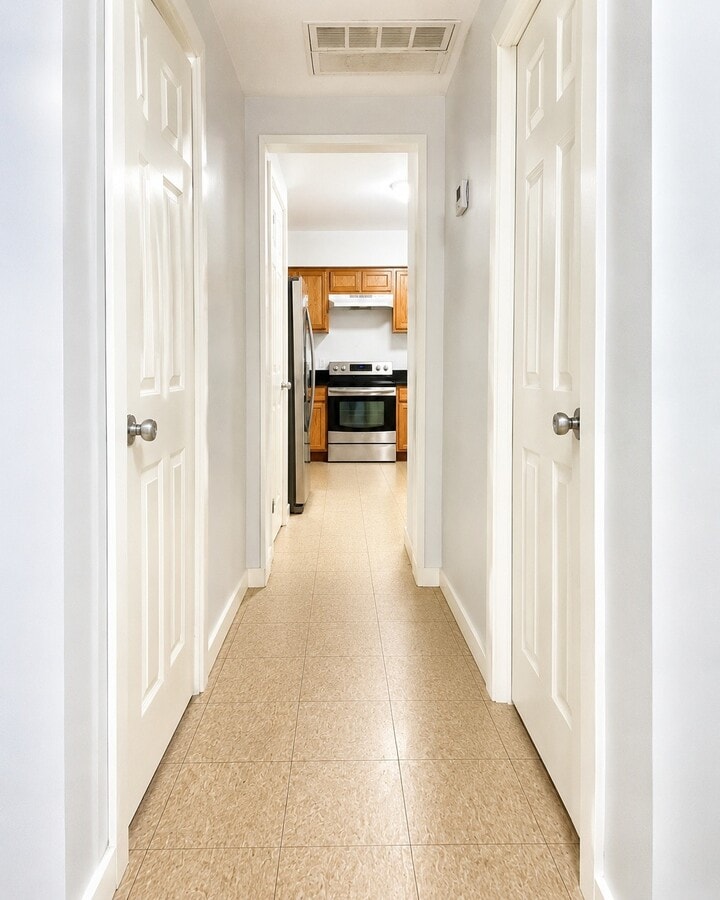 Photo - 2204 Hutchins St