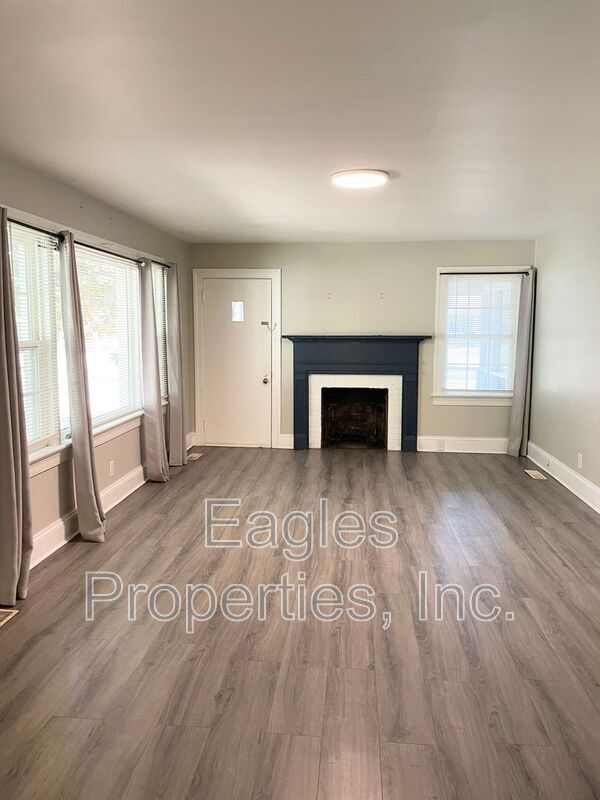 Photo - 1512 Rose St