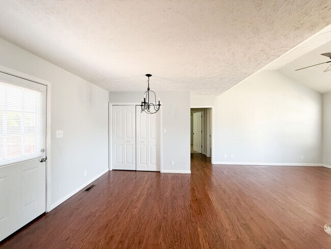 Photo - 3 Bedroom 2 Bathroom Townhome