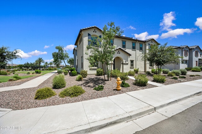 Building Photo - 4035 S 58th Ln