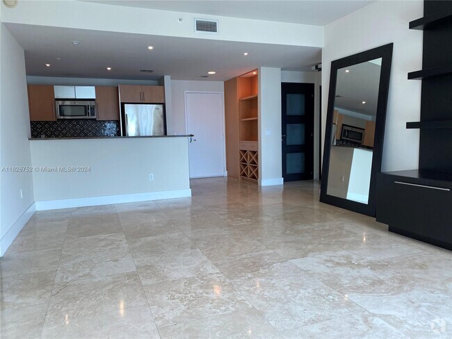 Building Photo - 300 S Biscayne Blvd Unit 2606 Rental