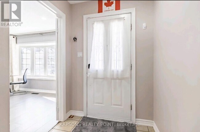 Photo - 34 Finsbury Dr