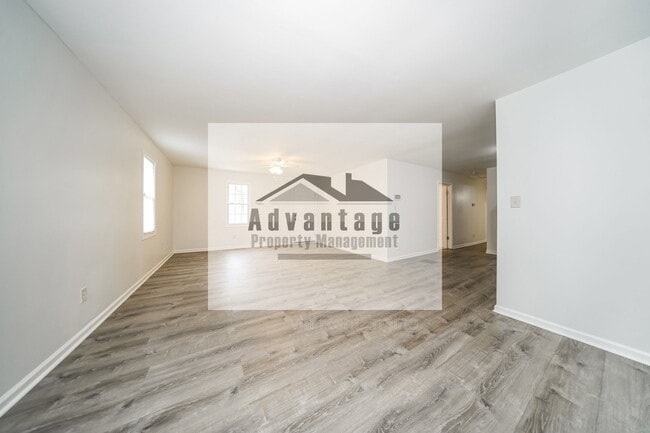 Photo - 1345 D F Fuller Dr